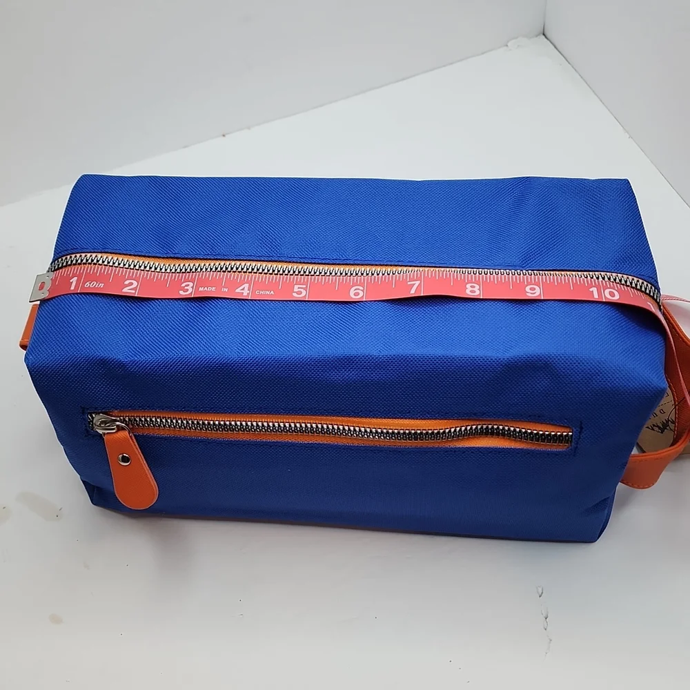 RAE DUNN Toiltry BAG BLUE